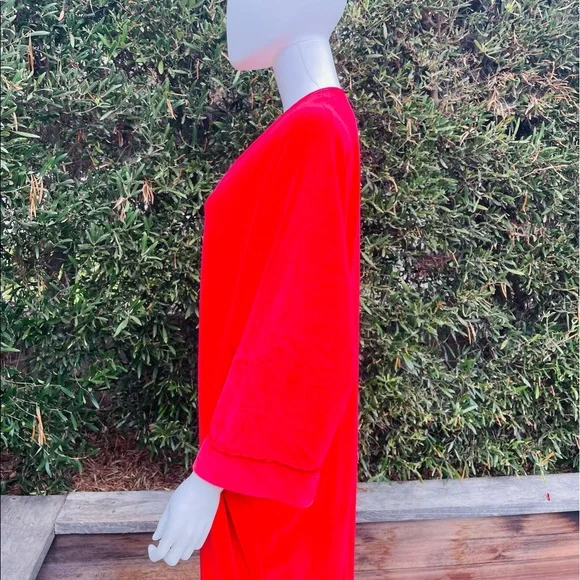 Diamond Tea Red Button Down Robe/ Dressing Gown